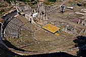 Volterra - Zona archeologica con i resti del teatro e del foro romano.